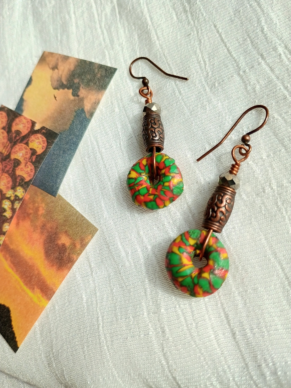 🍂 FESTIVAL FASHION 🍂 VTG Artisan Wire Wrapped Ghana Bead Earrings, Boho Chic